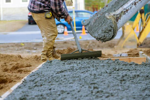 Best Concrete Driveway Installation  in Riverdale, NJ